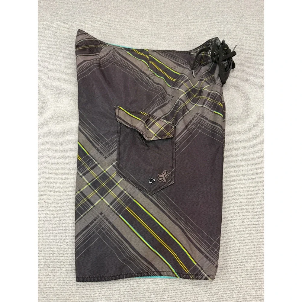 Fox Racing Mens Plaid Board Shorts Size 34 Gray Neon Green Cargo Pocket Swimwear